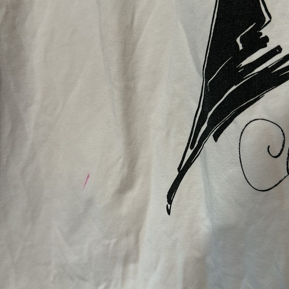 COPY - Saks Fifth Avenue Carolina Herrera Key To The Cure Tee 2012 XL collabora… - Picture 3 of 9